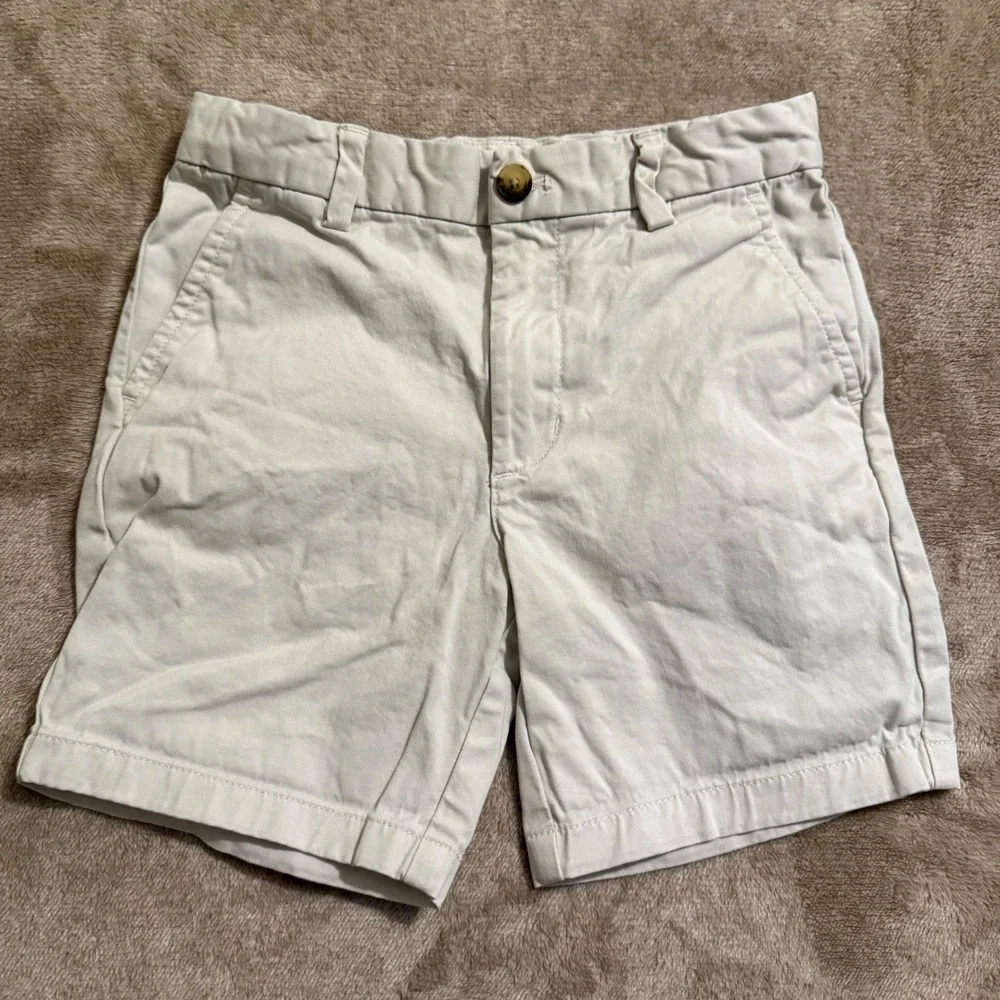Vineyard Vines Boys Khaki Chino Shorts Size 6 Stone Flat Front